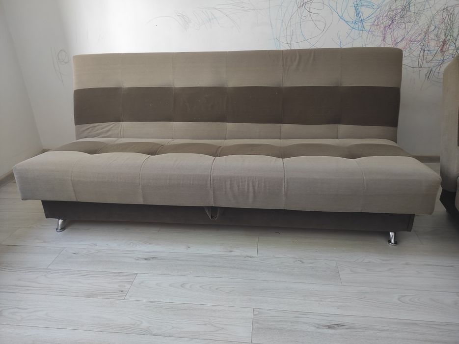 Продаю комплект диванов 3 шт.