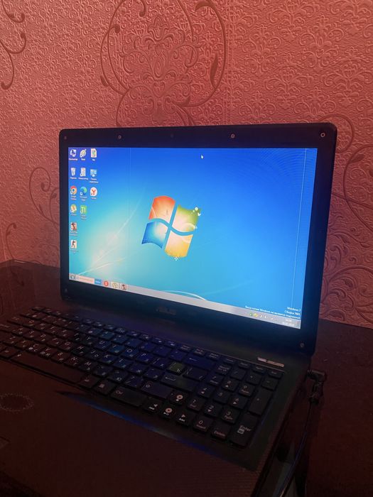 Ноутбук Asus продаю