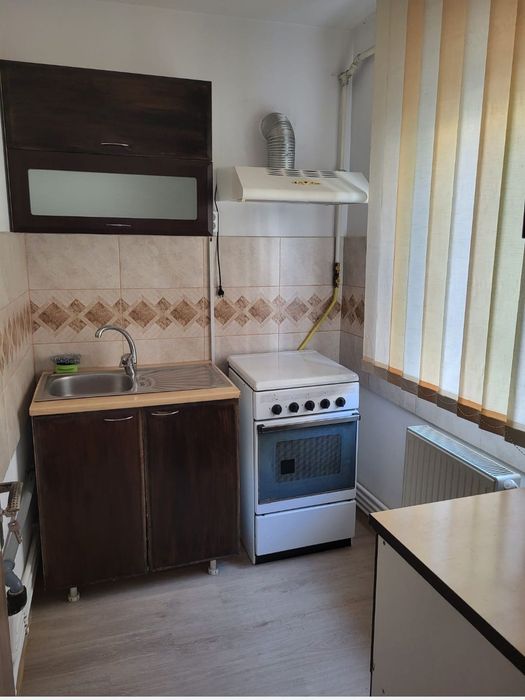 Garsoniera de inchiriat