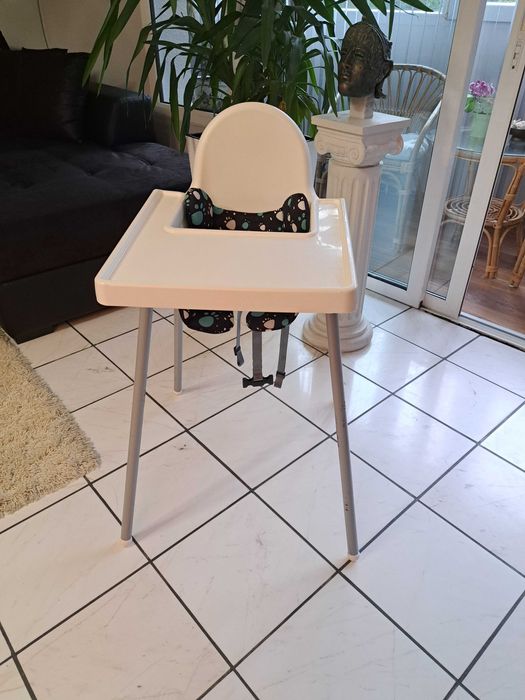 Детско столче с масичка и калъвки