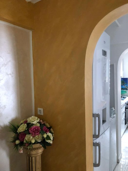 Vand  apartament  cu 3  camere