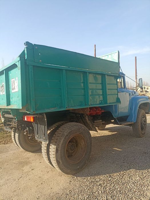 Zil 130 ural mator  srochni sotiladi pul zarur