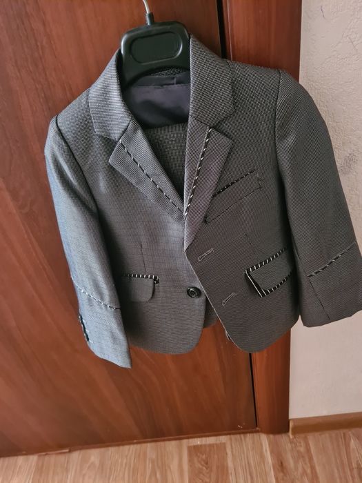 Костюм детский тройка