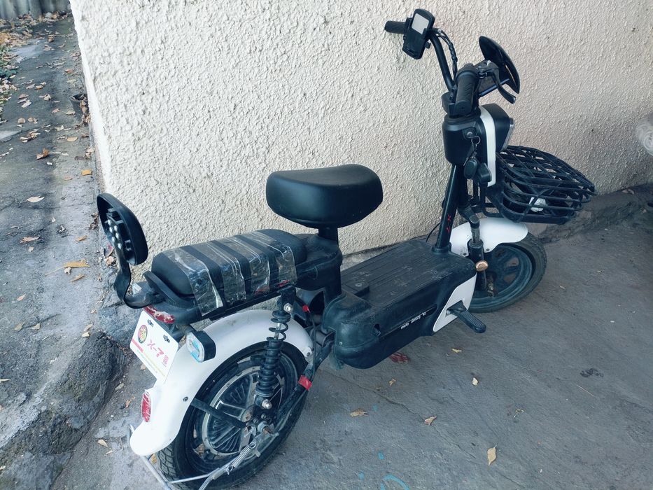 Продам электровелосипед (мотороллер)