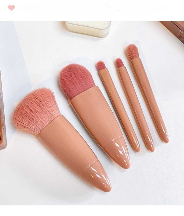 Комплект мини четки за грим HZS408