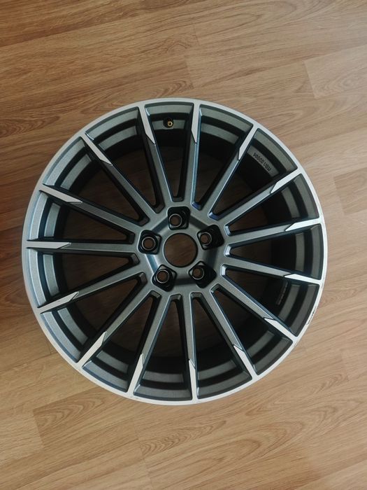 Janta AEZ R19, noua
