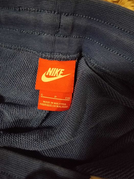 Nike 100% оригинално долнище ( S )