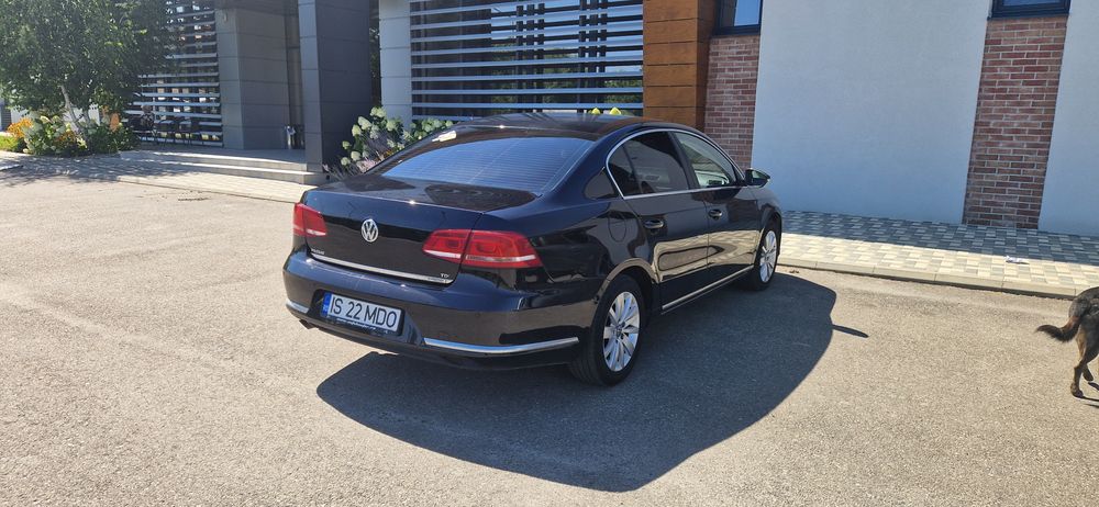 VOLKSWAGEN Passat 2012 — imagine 3