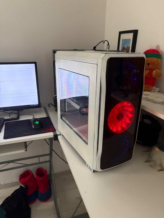 PC RX 470 4 GB / i7 3770 / ssd / optimizat pentru mid gaming