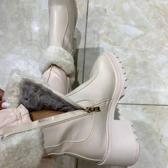 Зимние ботинки женские