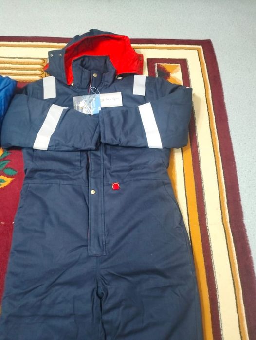 Новый спец одежда сатылады.