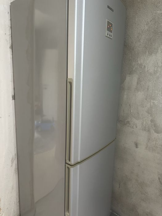 Холодильник Самсунг