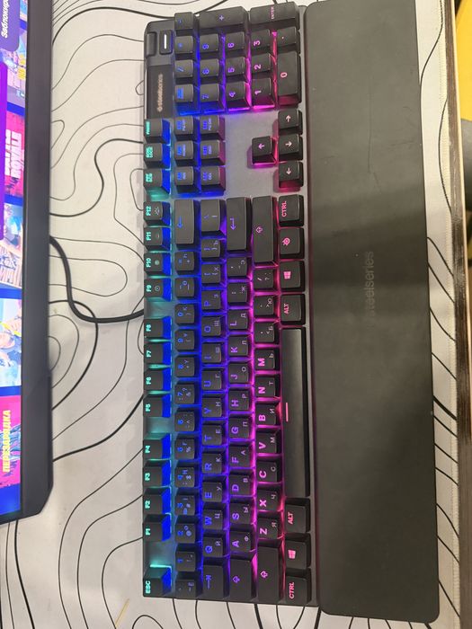 Клавиатура Steelseries Apex 5 US Черный