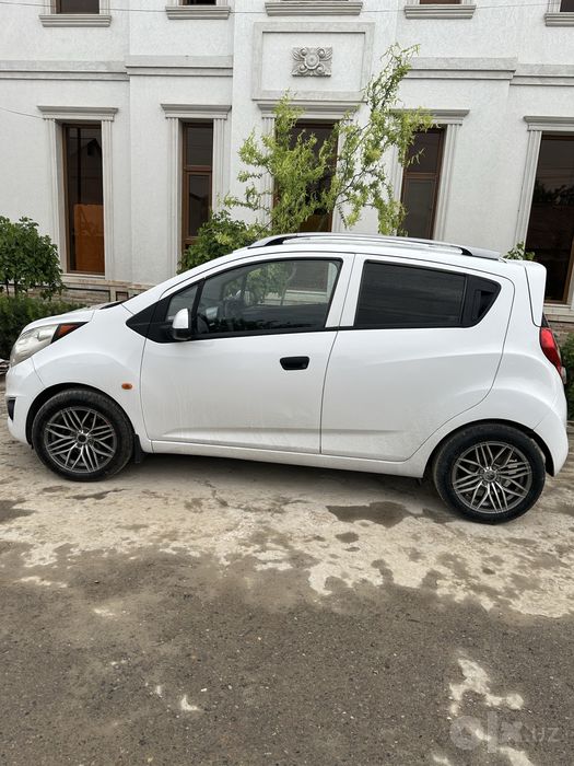 Chevrolet Spark 2011-yill