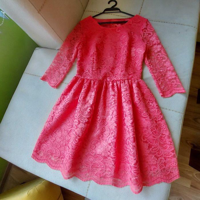 Дамска рокля - дантела