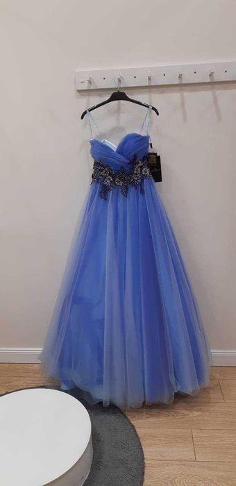 Рокля дълга бална