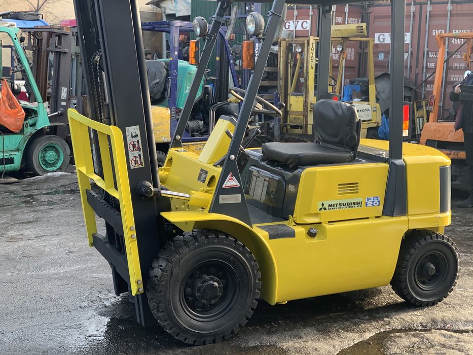 Вилочный погрузчик