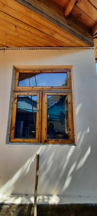 Срочно! Продам деревянные  окна и двери, половые доски из дома