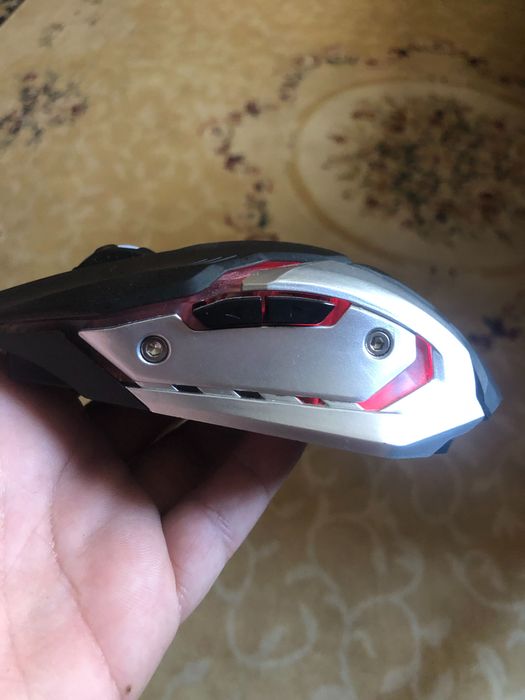 Продам игровую мышь