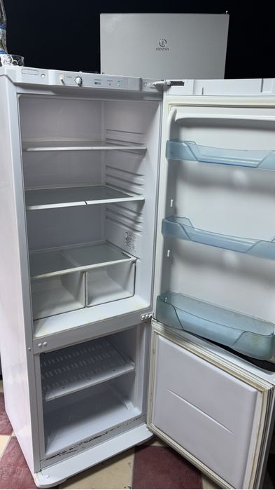 Б/У холодильник сатылады