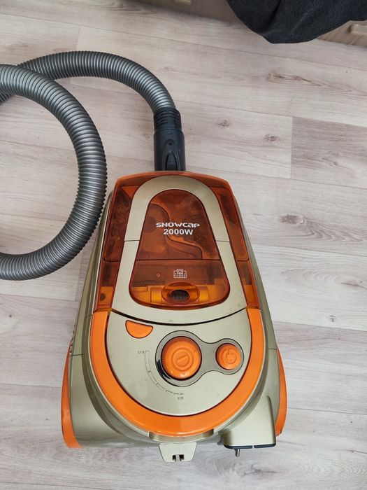 Продам пылесос б/у