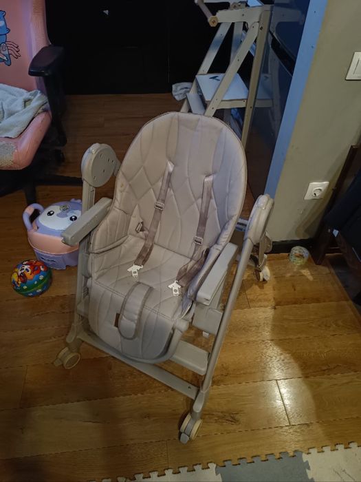 Детский стульчик Happy Baby