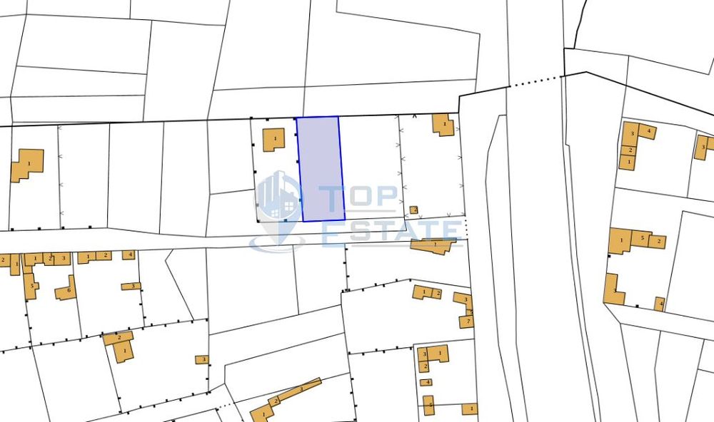 Равен парцел в регулация в с. Самоводене, област Велико Търново.