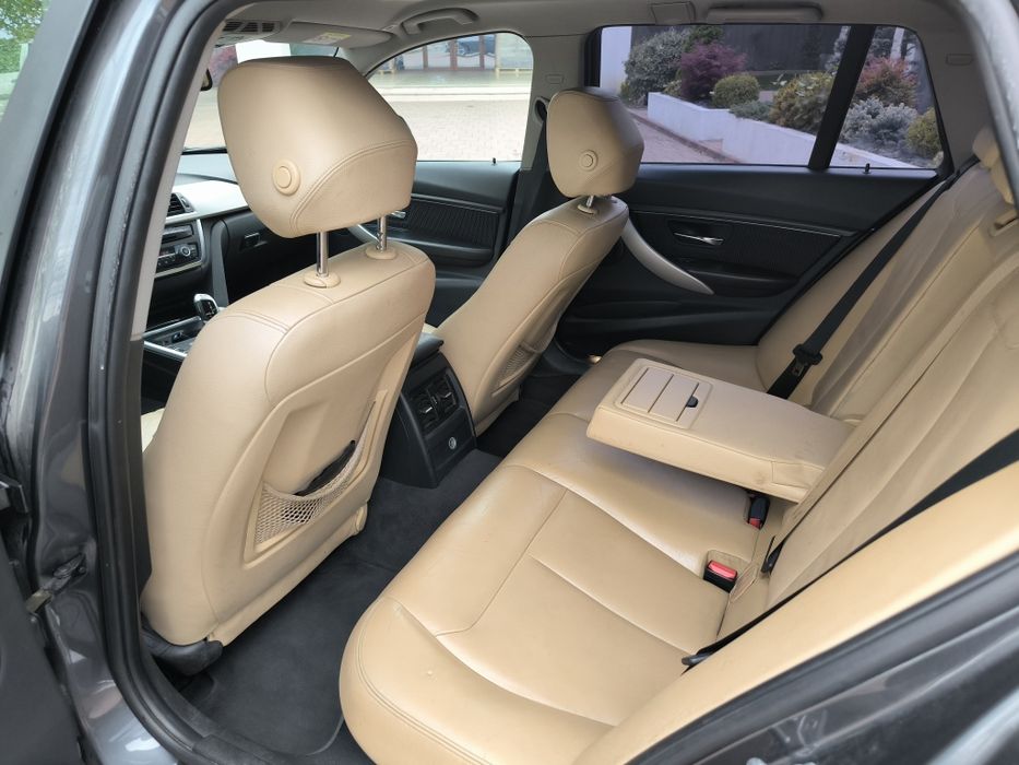 Vând/schimb BMW seria 3, 2013,  bixenon adaptiv+camera fază lungă, istoric