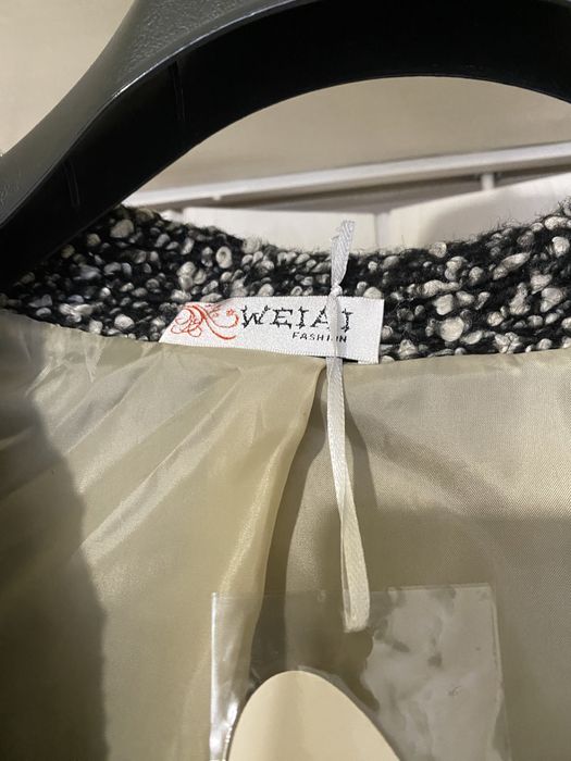 Дамско палто до коляното