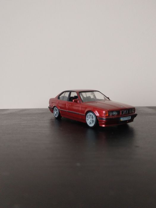 Макетна количка BMW Е 34.