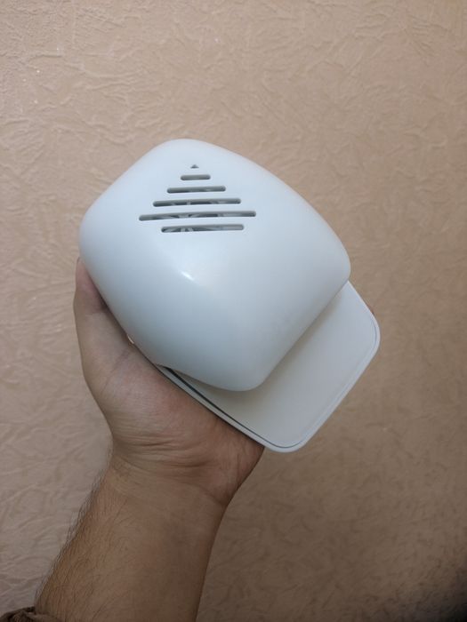 Сушилка для ногтей. Tirnoqlarini quritgich