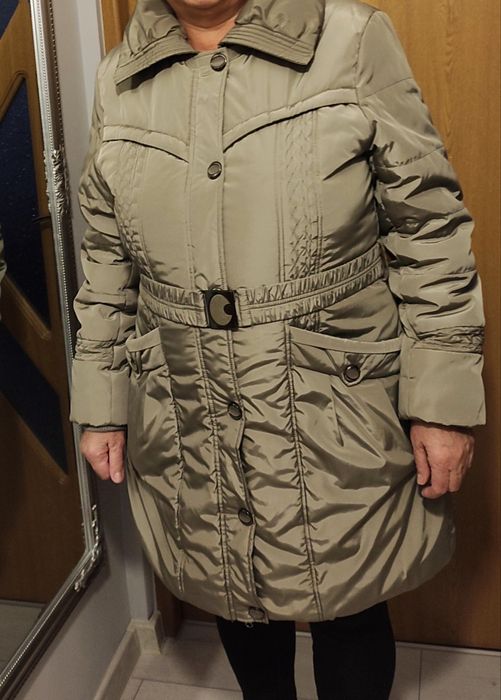 Jacheta dama de fâș îmblănită ,cu gluga detașabilă