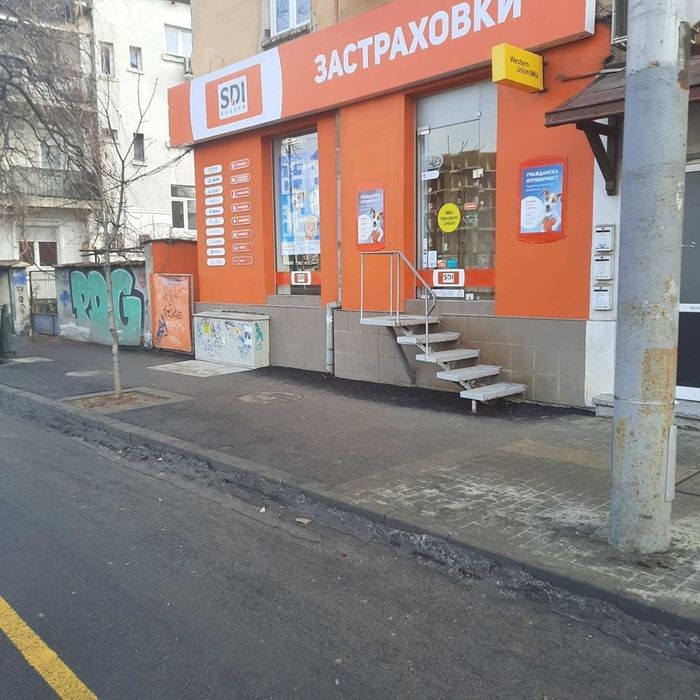 100 кв.м ъглов магазин на Сливница – 2 входа, делим, топ кръстовище