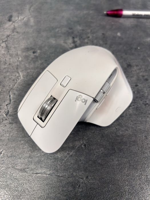 Мишка logitech mx master 3S, Bluetoofh, светло сива