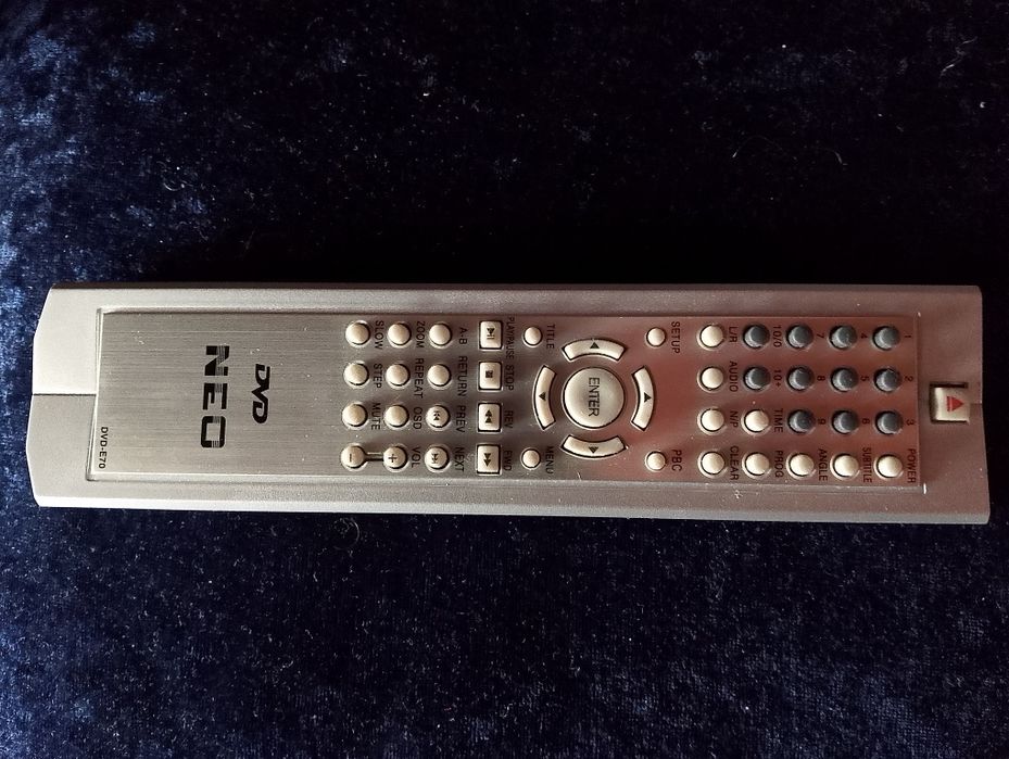 Дистанционно за DVD