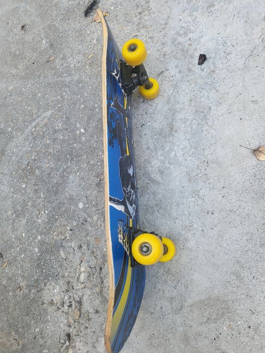 Skateboard mare  stare buna.
