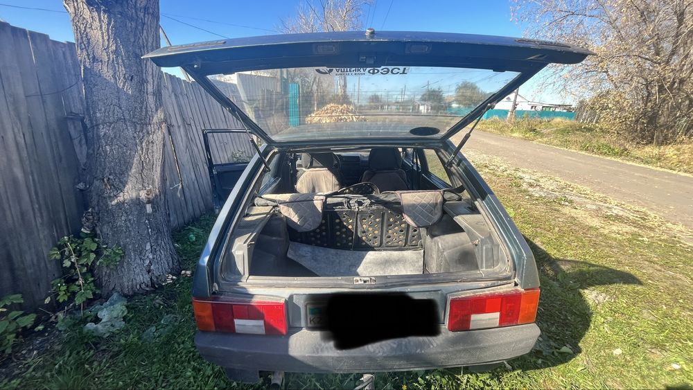 Автомобил Ваз 2109