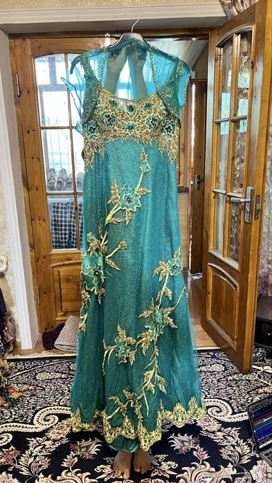 Куйлак бир марта кийилган сотилади