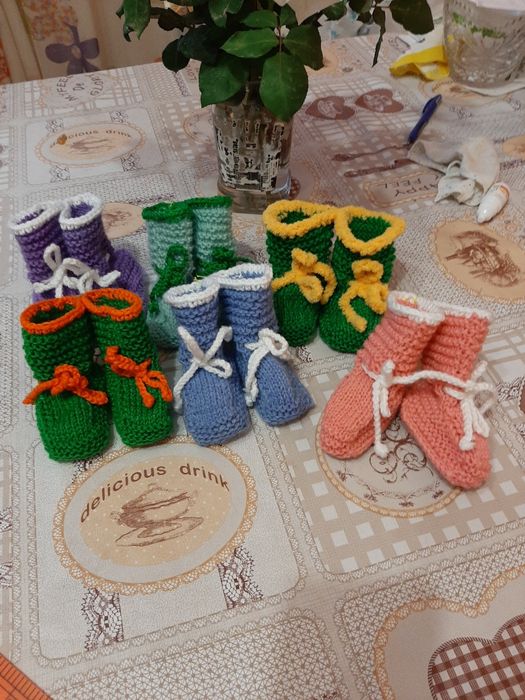 Вязаные носочки ,
