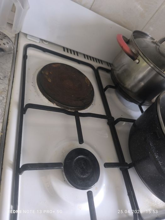 Продам газ плиту