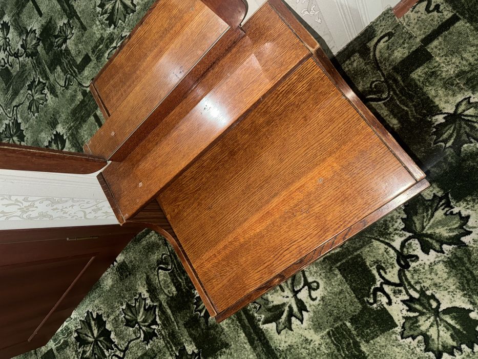 Тумба с зеркалом