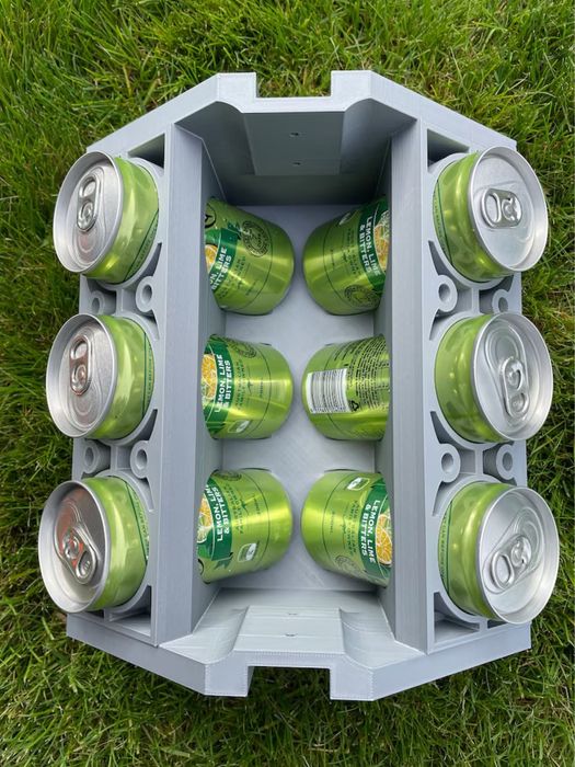 Engine Block Cooler уникален охладител във формата на двигател V6 и V8