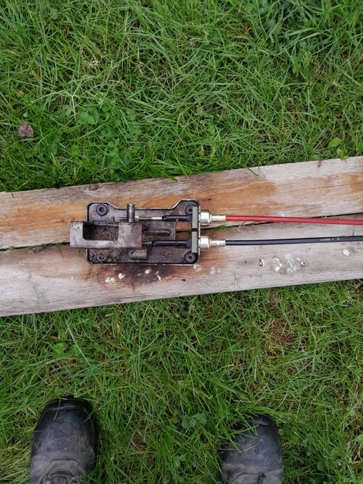 Piese matiz din dezmembrări.