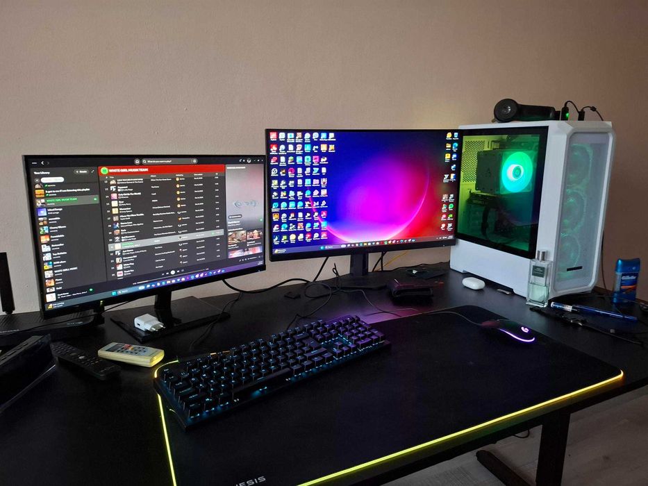 PC Gaming + Entire Setup