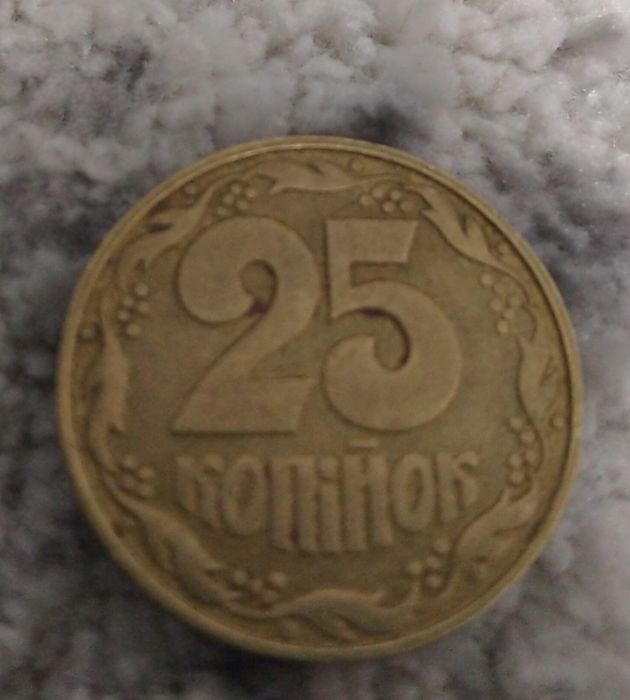 Продаю Монеты разных стран