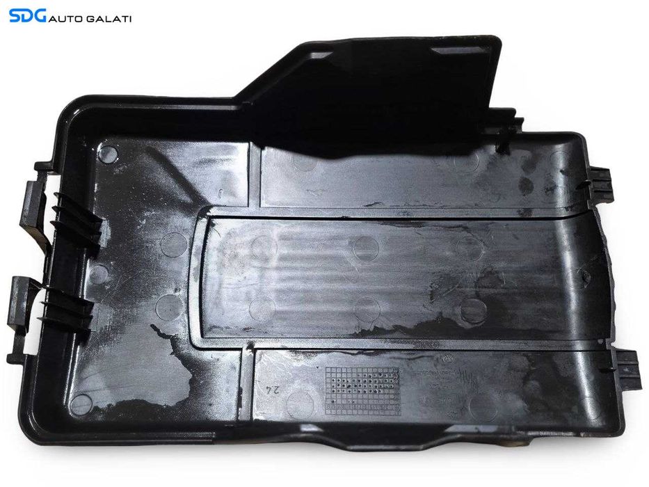 Carcasa Capac Protectie Plastic Acumulator Baterie Volkswagen Golf 6 2.0 TDI 2009 - 2014 Cod 3C0915443A [N5284]