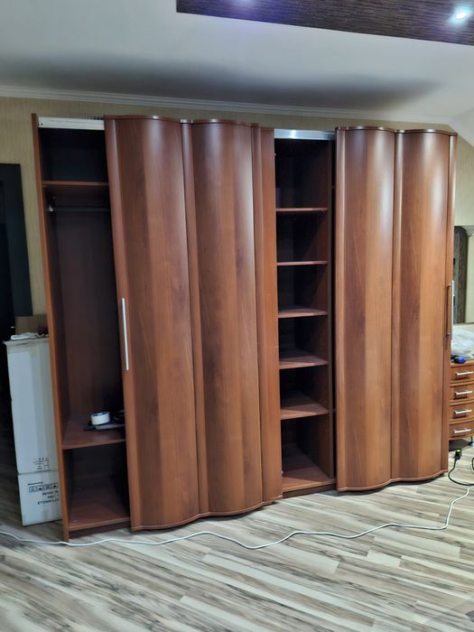 Шкаф Раздвижной! 2.45 ширина, 2.25 высота