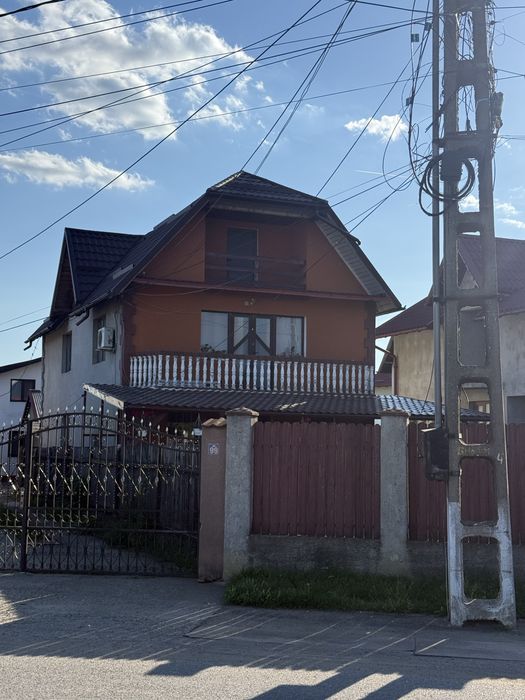 Casa Bucov, str.Nicole Iorga,construtie 2010 ,P+E+M,