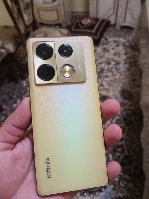 Infinix Note 40 pro 12+12gb 256gb