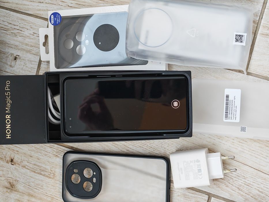 HONOR Magic 5 Pro, 512GB, 12GB RAM, Dual SIM, Black, GARANTIE